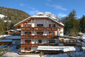 Hotel Chalet Corso, Мареббе