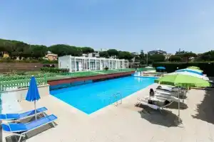 Hotel «Poggioverde Roma», Рим