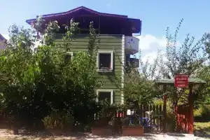 Marina Deluxe Villa, Агва