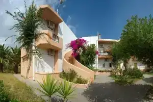 Yannis Apartments, Ираклион