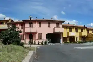 La Fonte degli Angeli, Суверето