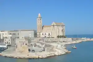 Enjoy Trani, Трани