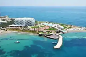 Gold Island Hotel, Авсаллар