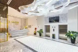 La Vague Hotel, Нячанг