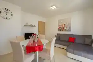 Apartments Ena, Сплит