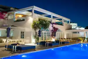 Aressana SPA Hotel and Suites, Фира