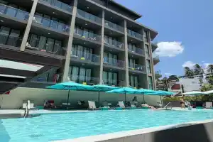 Отель «Glow Mira Beach», Карон
