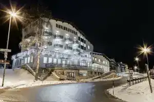 Club Hotel Zodiaco, Тренто