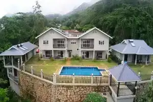 Bambous River Lodge, Бель-Омбре