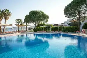 Отель «Sea Side Beach Club», Ортакент