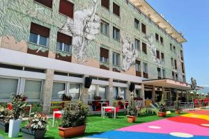 Lh Arca Street Art Hotel, Сполето