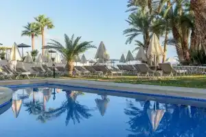 Palm Beach Hotel, Сталида
