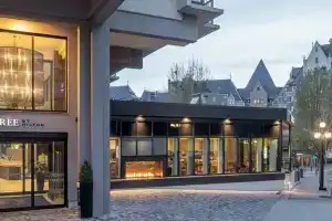 DoubleTree by Hilton Hotel & Suites Victoria, Виктория