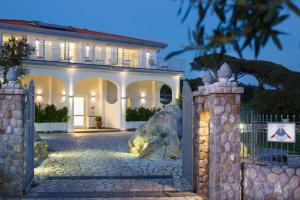 Casa Colarusso, Нерано