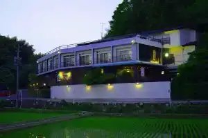 Mado Onsen Ryofuso, Цу