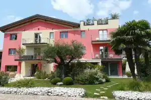 La Grotta Hotel, Верона