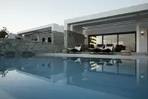 Hidden Hill Villas, Кастраки