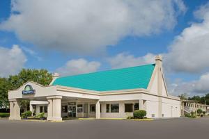 Days Inn by Wyndham Tallahassee-Government Center, Таллахасси