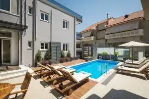 Апартаменты «Sun Ray Luxury», Агиа Марина