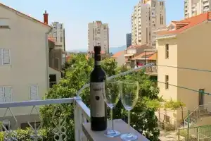 Katija Apartments, Сплит