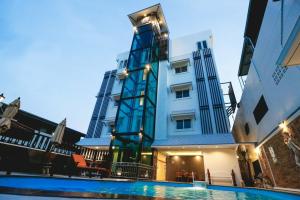 Hua Hin White Villa Hotel, Хуахин