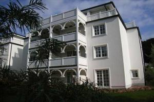 Villa Isabell, Бинц