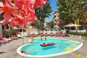 Hotel «Sabrina Rimini», Римини