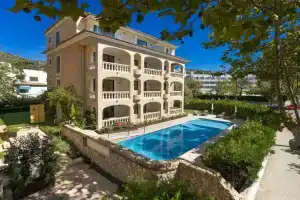 Apartamentos s'Olivera, Каньямель