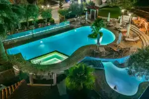 Hotel Pyrgos Boutique & Suites, Уранополис