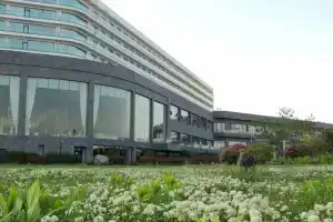 Wyndham Grand Qingdao, Циндао