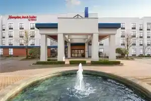 Hampton Inn & Suites by Hilton Langley-Surrey, Суррей