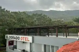 Eldorado Hotel, Адрасан