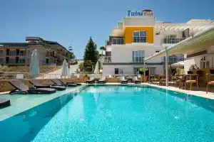 Twins Hotel Çeşme, Чешме