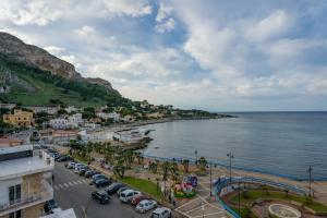 Una Terrazza sul Golfo, Сферракавалло