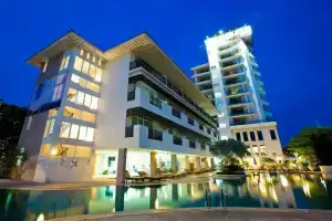 Pattaya Discovery Beach Hotel - Sha Extra Plus, Паттайя