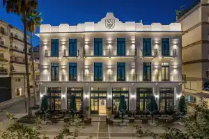 Grand Hotel Kalamata, Каламата