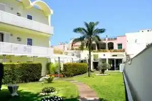 Marina 10 Boutique&Design Hotel, Искья