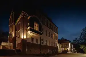 Schulhaus Hotel, Вупперталь