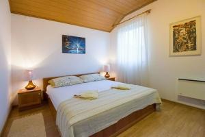 Apartment Nives, Мали Лошинь