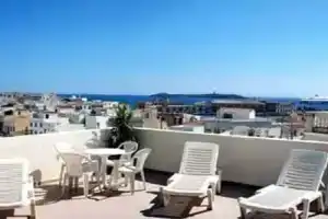 Paradise Rooms, Эрмуполис