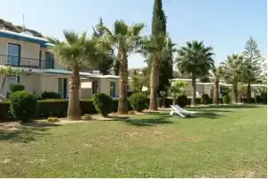 Zafira Holiday Apartments, Писсури