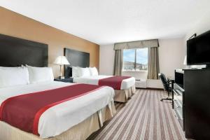 Days Inn & Suites by Wyndham Dallas, Даллас