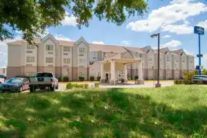 Microtel Inn & Suites by Wyndham Scott/Lafayette, Лафайетт