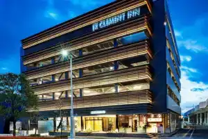 Jr Clement Inn Kochi, Коти
