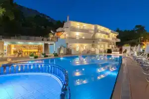 Pefkos View Suites & Maisonette, Пефки