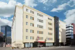 Hampton Inn & Suites Denver-Downtown, Денвер