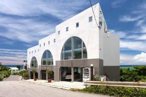Coral garden 7 pools, Йомитан