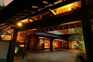 Kisyu Shirahama Onsen Musashi, Сирахама