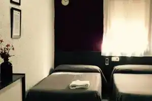 Hostal Restaurante Avenida de Madrid, Сабадель