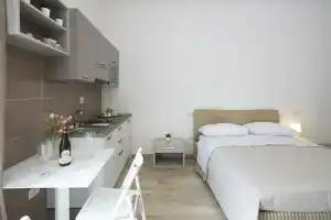 Ma Ri Apartments, Скафати